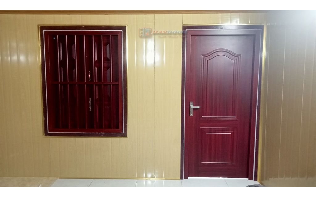 Lắp Đặt Cửa Thép Vân Gỗ Tại Gia Lâm Hà Nội