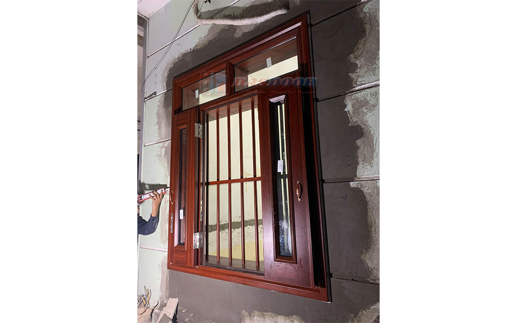 Lắp Đặt Cửa Thép Vân Gỗ Tại Hai Bà Trưng Hà Nội