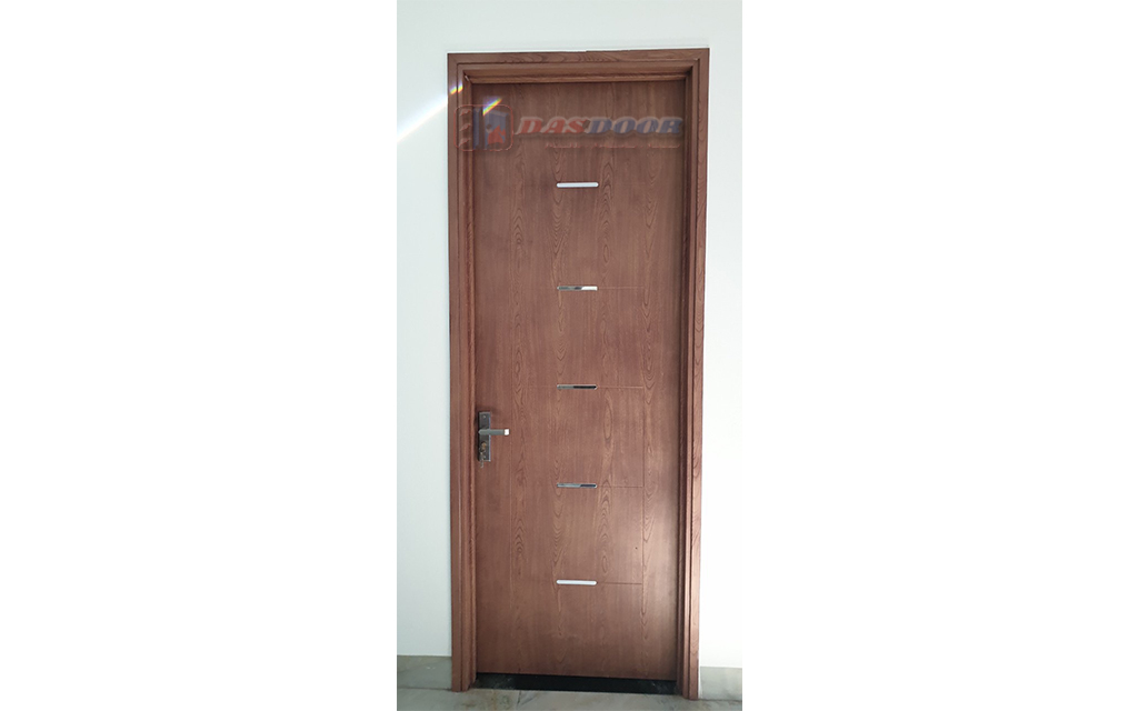 Lắp Đặt Cửa Thép Vân Gỗ Tại Hoài Đức Hà Nội