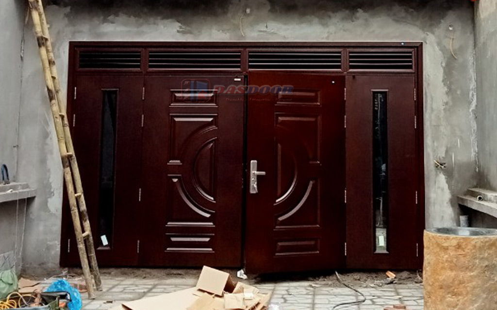 Lắp Đặt Cửa Thép Vân Gỗ Tại Tây Hồ Hà Nội