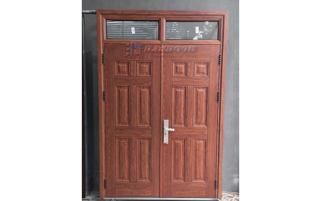 Hình Ảnh Lắp Đặt Cửa Thép Vân Gỗ 2 Cánh Cân