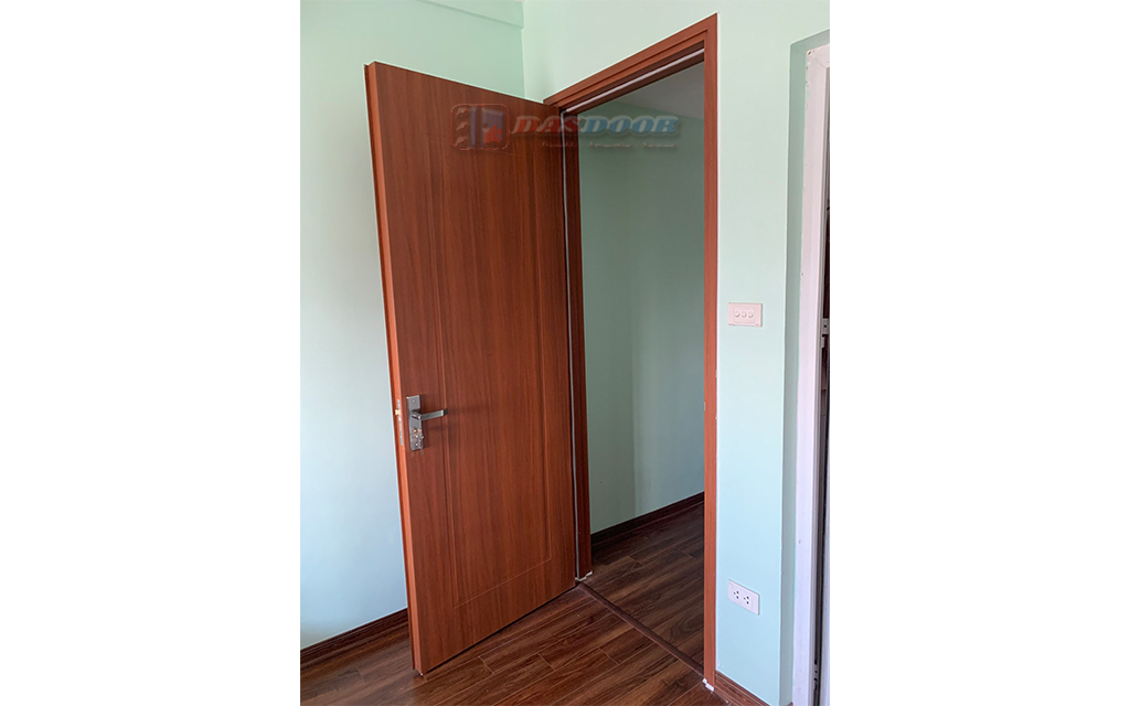 Lắp Đặt Cửa Thép Vân Gỗ Tại Phú Xuyên Hà Nội