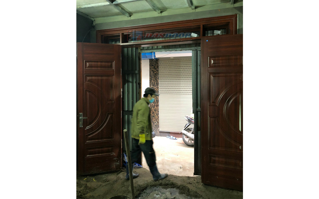 Lắp Đặt Cửa Thép Vân Gỗ Tại Phúc Thọ Hà Nội