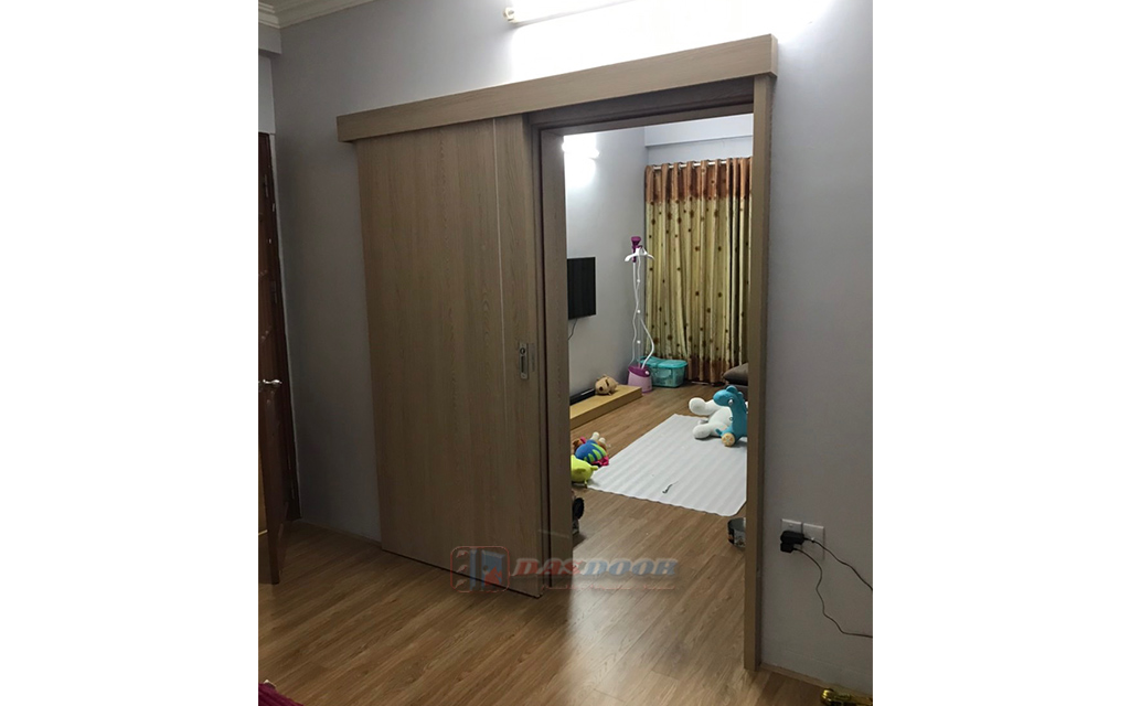 Cửa Nhựa Composite Cánh Lùa
