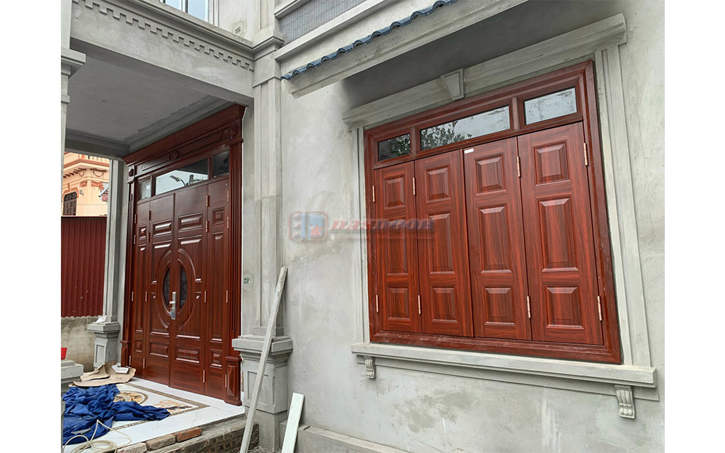 Cửa Thép Vân Gỗ Tại Hải Phòng