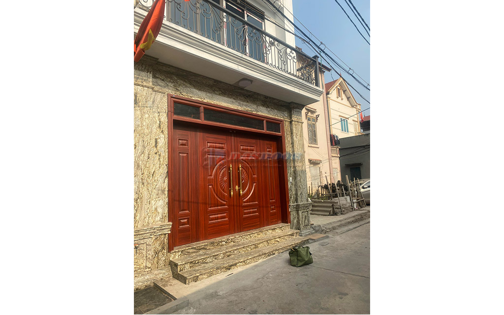Cửa Thép Vân Gỗ Tại Đà Nẵng