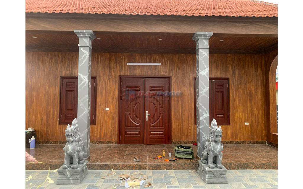 Cửa Thép Vân Gỗ Tại Hải Dương