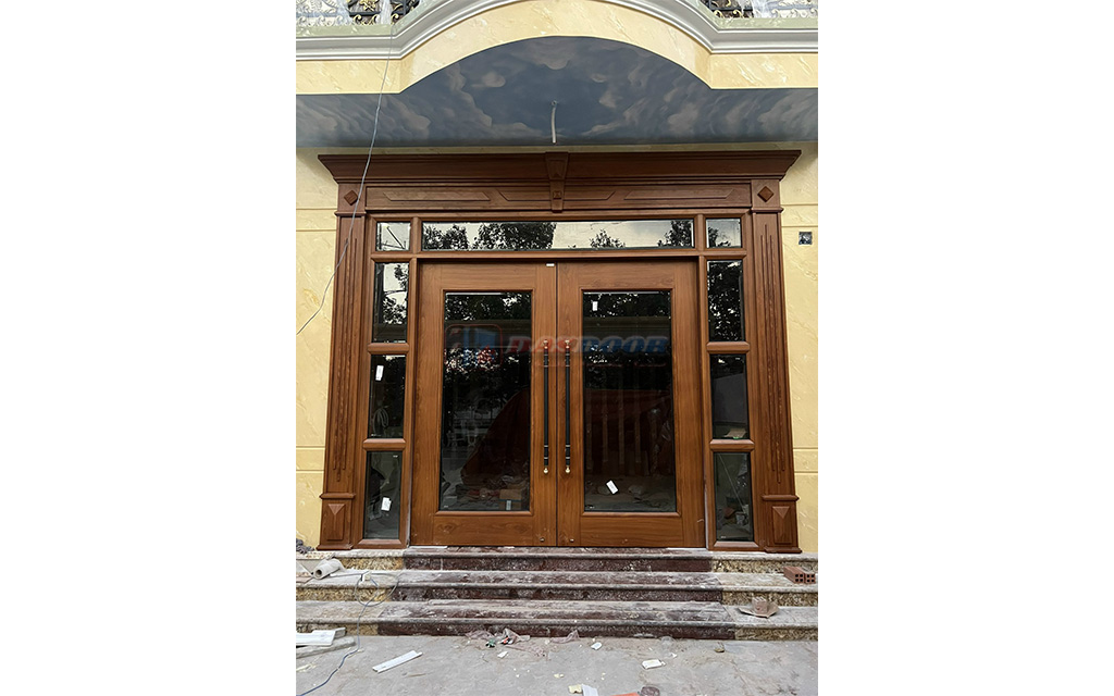 Cửa Thép Vân Gỗ Tại Thái Nguyên