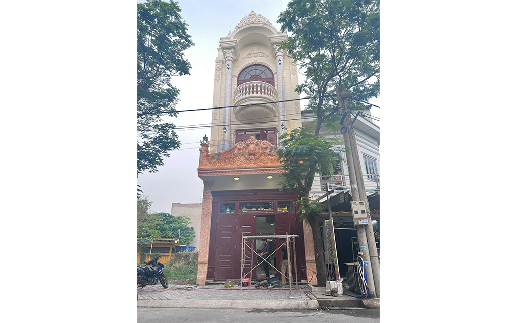 Cửa Thép Vân Gỗ Tại Bến Cát - Bình Dương