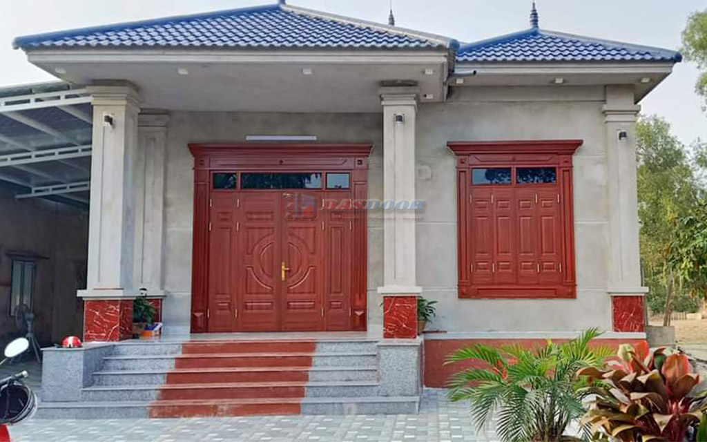 Cửa Thép Vân Gỗ Tại Long Khánh - Đồng Nai